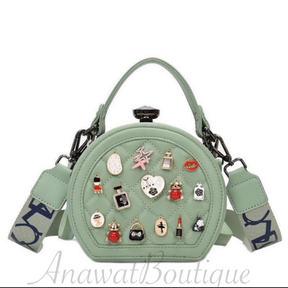 Anawat Boutique Handbags - Quinn Quilted Diamond Charm Crossbody